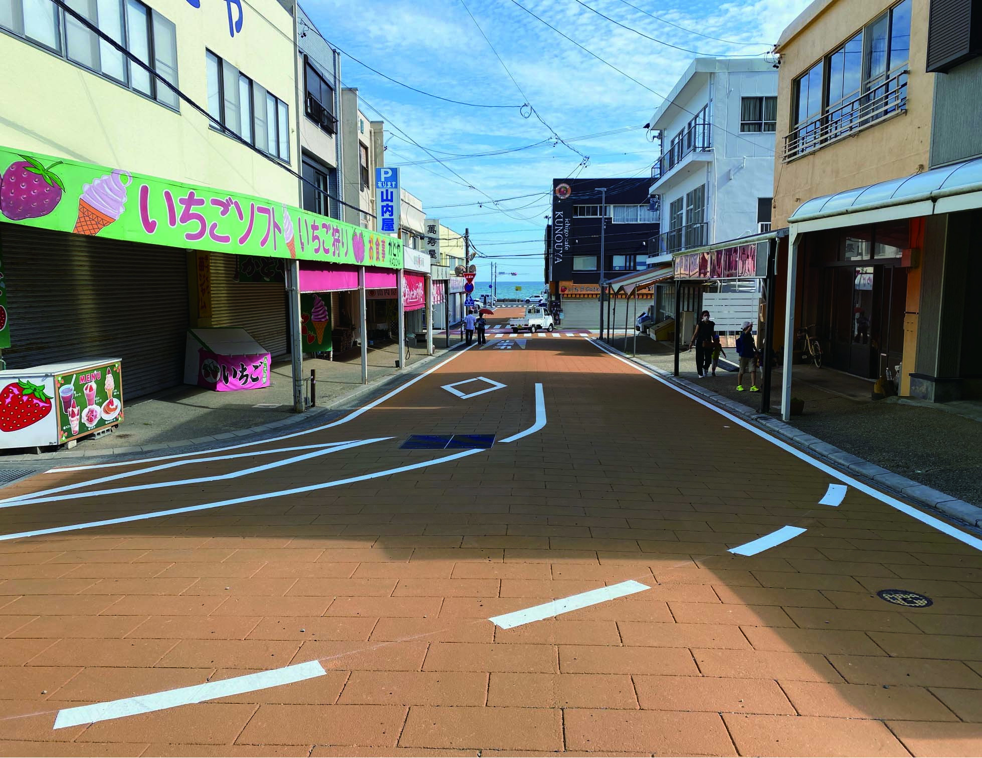 アースタンプ 型押しアスファルト工法による施工事例_商店街4