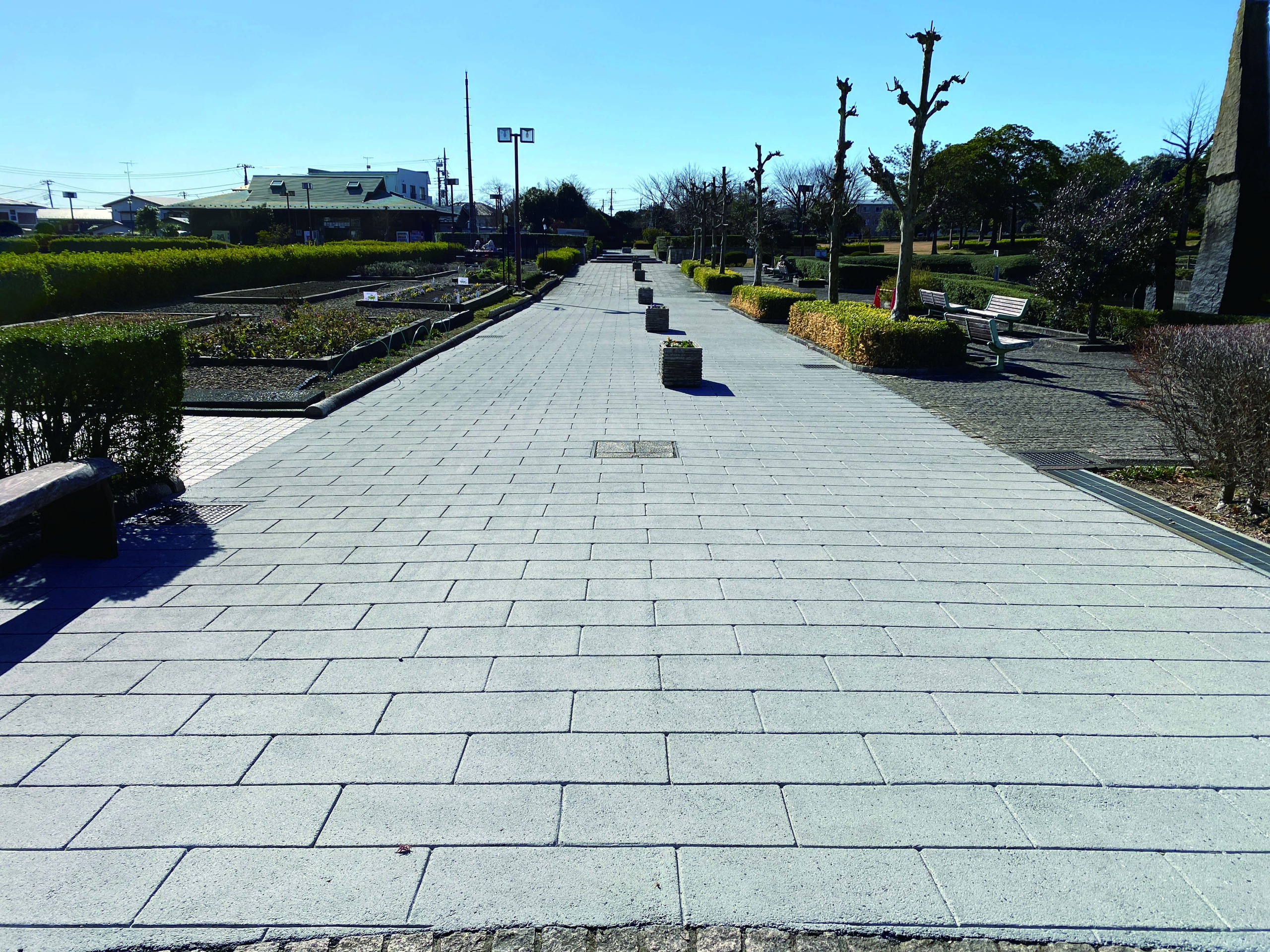 アースタンプ 型押しアスファルト工法による施工事例_公園7